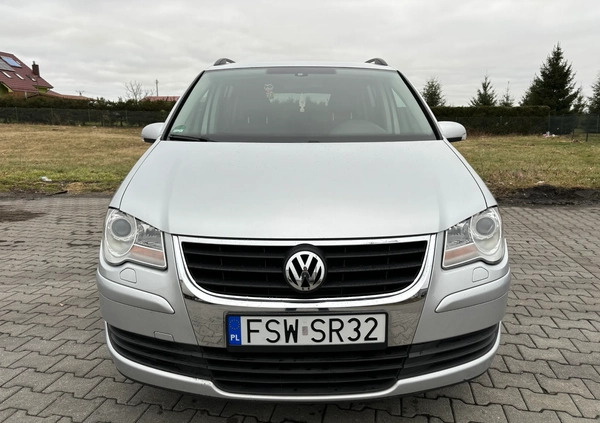 Volkswagen Touran cena 23999 przebieg: 238000, rok produkcji 2008 z Świebodzin małe 379